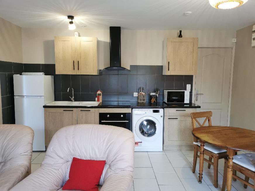 Bienvenue Chez Nous Appartement Ver-sur-Mer Buitenkant foto